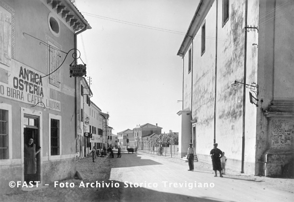 Vittorio Veneto, la Piazza di San Giacomo di Veglia